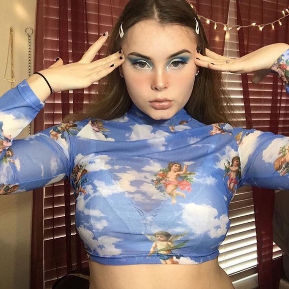 Angel Print Top - Picture 4 of 4